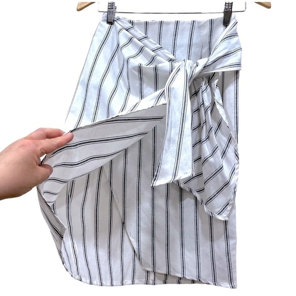 ZARA black and white side tie striped tulip skirt size XS - Picture 3 of 7